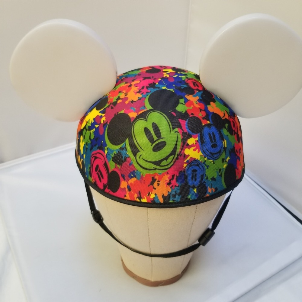 Disney Glow With the‎ Show Light up Mickey Mouse Ear Hat with Adjustable Strap